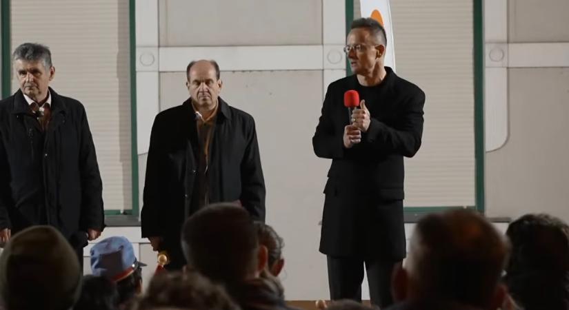 Szijjártó: “Magyarországot kívül kell tartani az EU-n – ha mi nyerünk, ez így lesz”