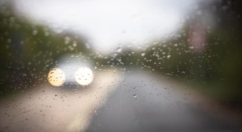 Az esernyőket jobb, ha hétfőn sem hagyjuk otthon - ilyen idővel kezdjük a hetet