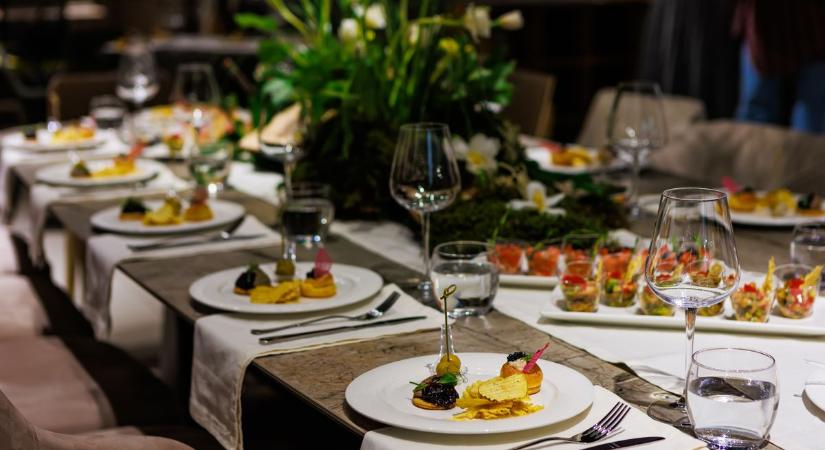 Nincs esküvő tyúkhúsleves nélkül? – Kiderült, mihez ragaszkodnak makacsul a magyarok