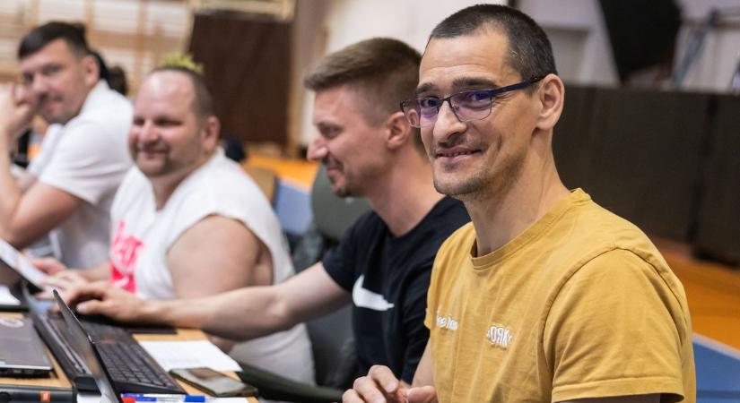 Olimpiáról álmodik a világnak új sportágat teremtő tatai kosárfenomén