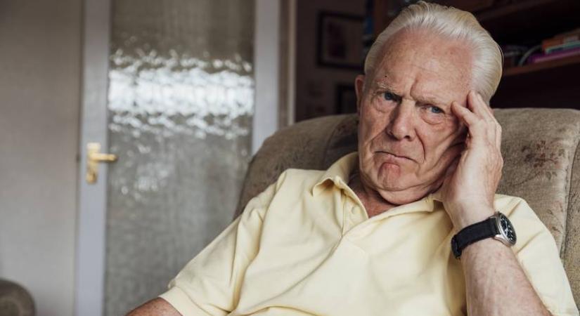 Rosszindulat, gyanúsítgatás 60 felett: erre a súlyos betegségre utal