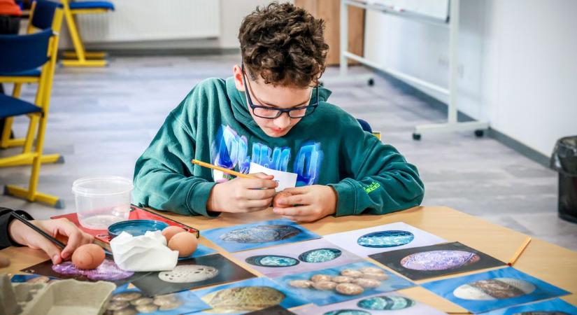 Tojásfestés mesterfokon: különleges foglalkozás Szekszárdon (galéria)