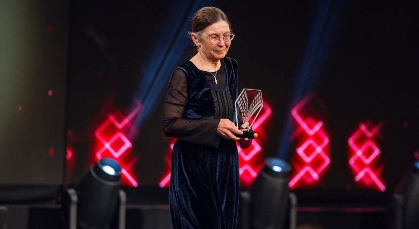 Elismerték a közkedvelt egri pedagógust – csak kevesen kapnak ilyen díjat