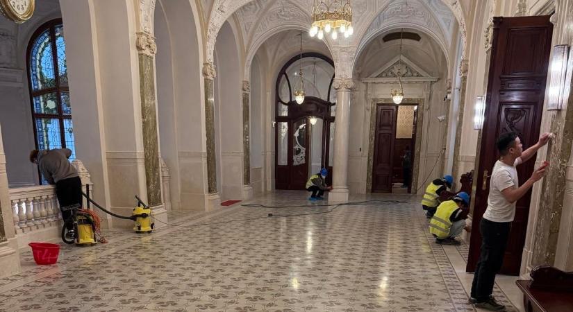 Kiderült, a luxus MNB-székházat több ezer hibával együtt adták át