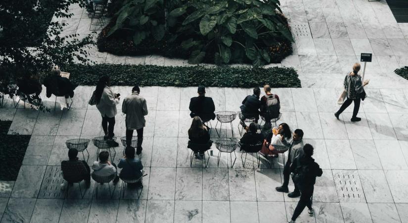 Vége a szenvedős konferenciáknak, a WellMeeting magyar megoldása mindent megváltoztat