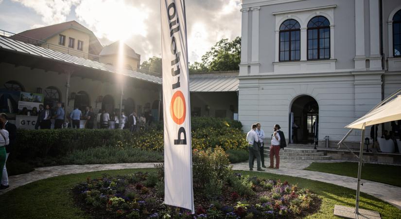 Portfolio Property X 2026: Idén is utánozhatatlan hangulattal vár az egyedülálló balatoni élménykonferencia