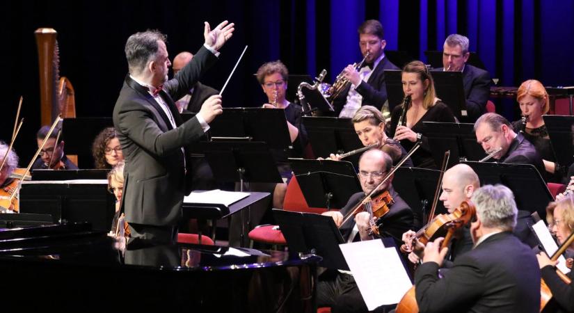 Méltó finálé: a 60 éves Kecskeméti Szimfonikus Zenekar zárta a Tavaszi Fesztivált – fotók, videó