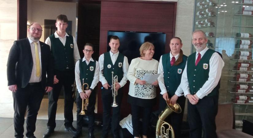 Fél évszázad fúvós szívvel a Rímes Kávéban