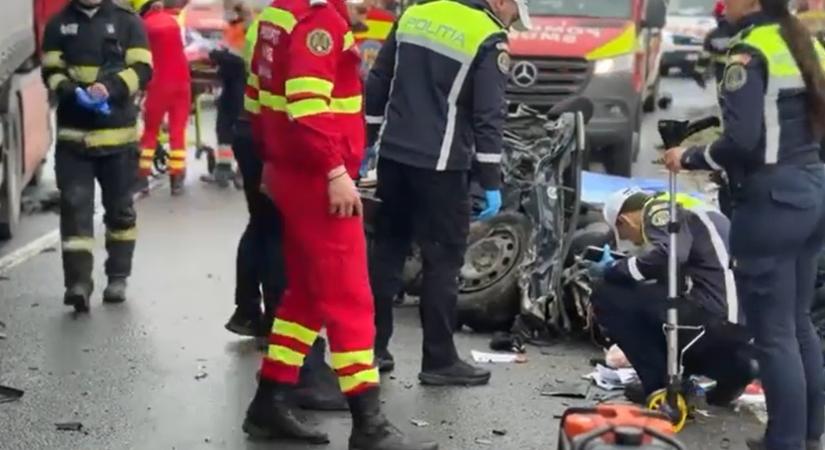 Kamion és személyautó ütközött Kolozs megyében: öt ember életét vesztette