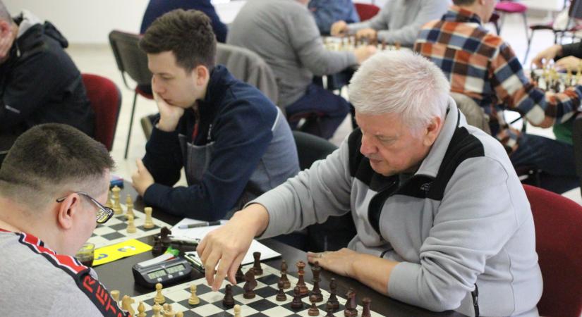 Fontos győzelmet arattak a nagyatádi sakkozók