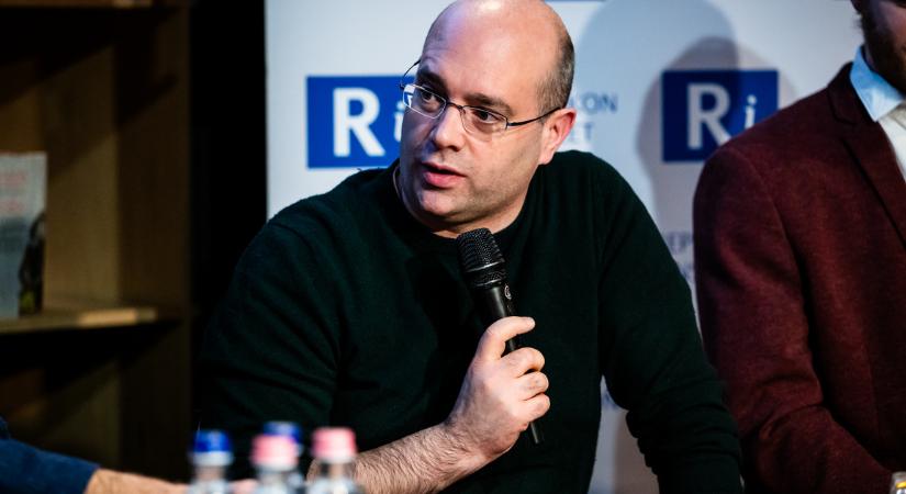 Az elemző szerint készül az „április 13-a projekt”, amit akkor élesíthetnek, ha nyer a Fidesz