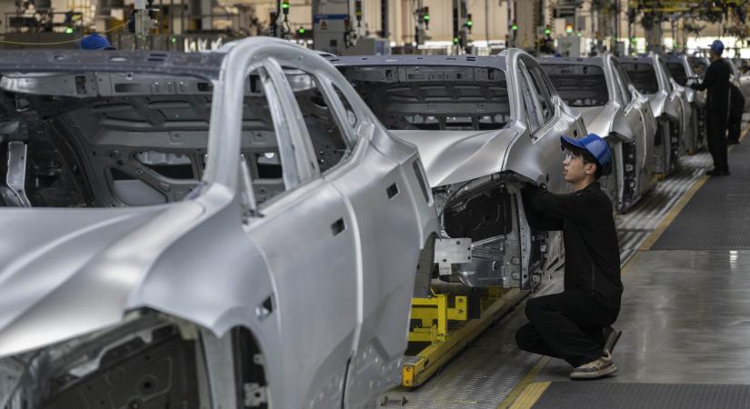 A túl sok gyár ára: így ragadt bele Kína az árversenybe – és így próbál kimászni belőle