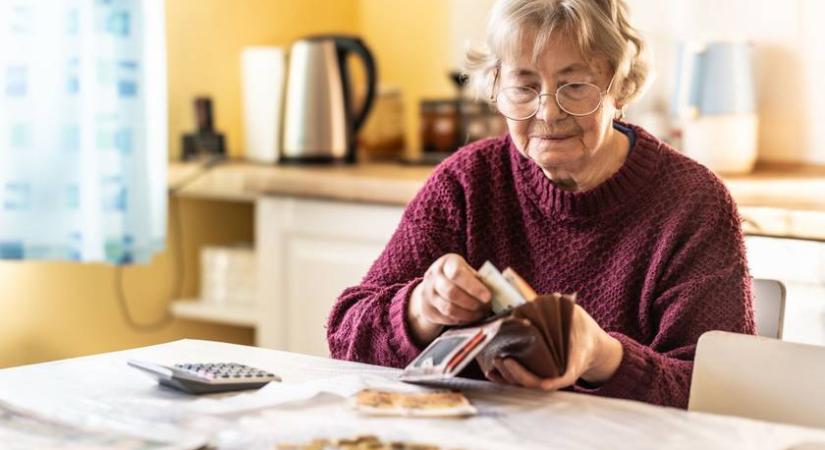 Ennyi nyugdíjra számíthatsz, ha minimálbért keresel: elkeserítő az összeg
