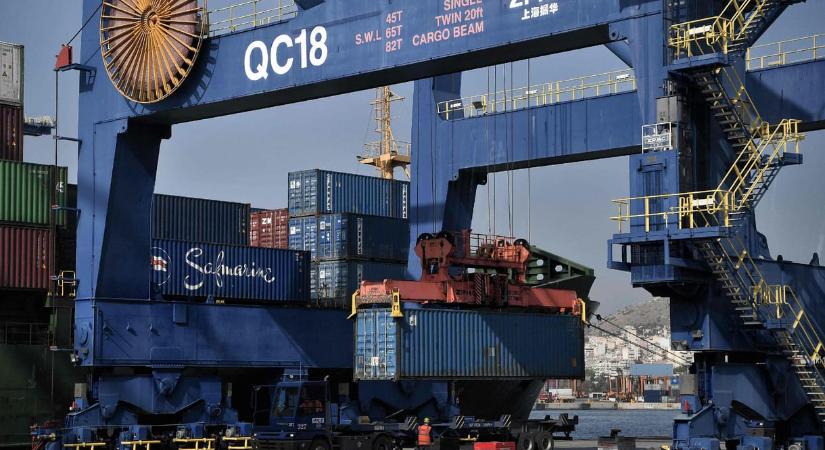 342 millió euróval romlott a külkereskedelmi mérlegünk februárban