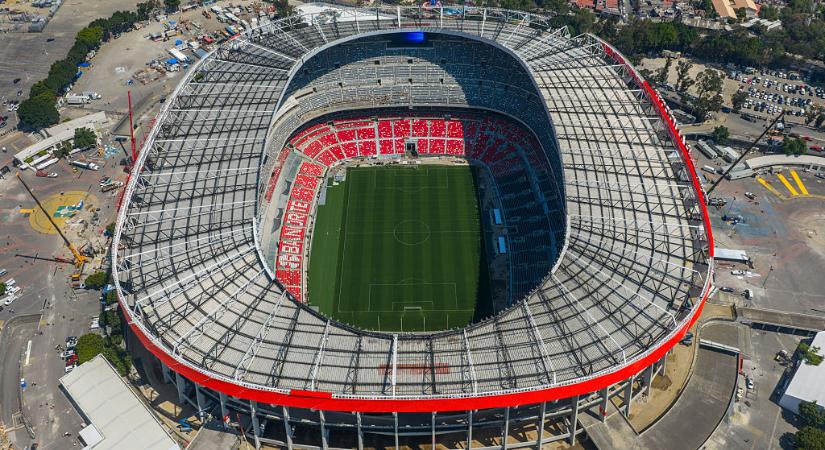 Szörnyű tragédia árnyékolta be a mexikóvárosi stadion megnyitóját