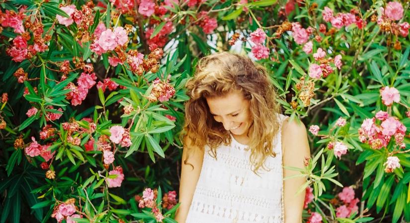 Így gondozd tavasszal a leandert: ezen az apró lépésen múlik a virágzás