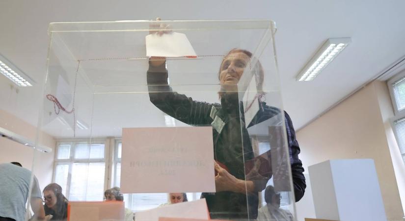 Egy mandátummal szerzett többet a haladók koalíciója Kúlán