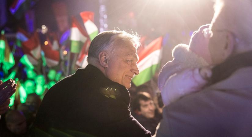 Lengyel frakcióvezető: Orbán Viktor győzelme Lengyelország érdeke