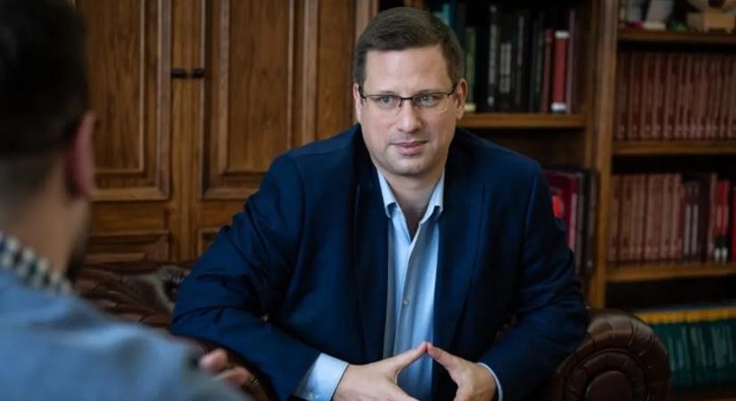 Gulyás Gergely nekiment Magyar Péternek: „teljesen alkalmatlan”