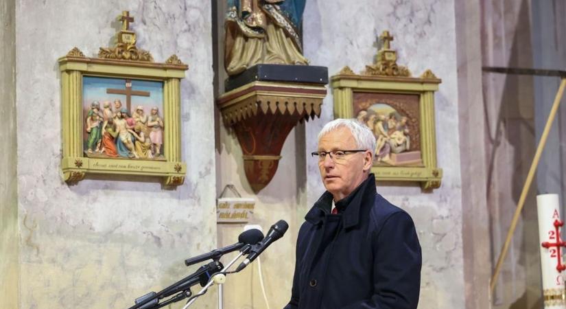 Megújult a templom, újra működik a toronyóra is (videó)