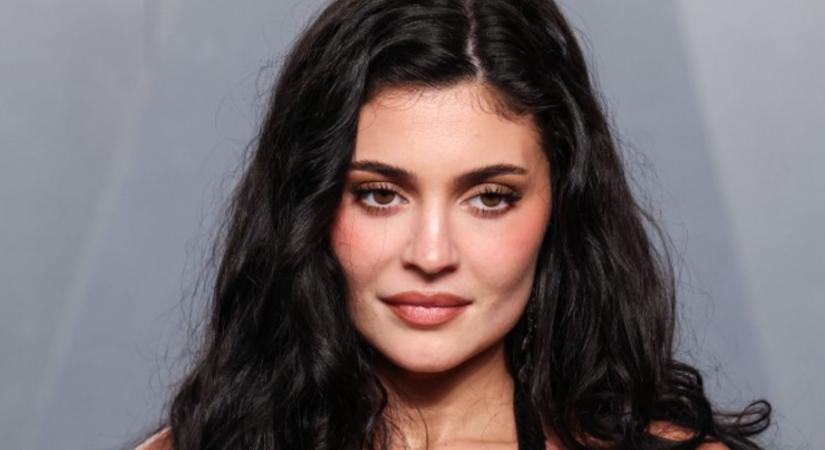 Kylie Jenner nappalija teljesen eltörli a falakat – ezért dicsérik most a tervezők