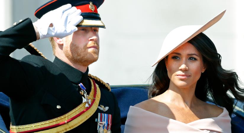 3 év után megtörhet a jég: Károly király végre láthatja unokáit, a kis Archie-t és Lilibetet