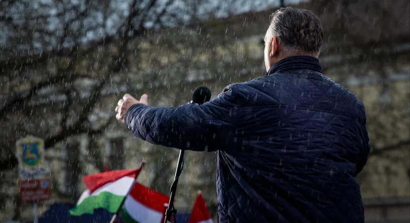Voters consider Orbán more corrupt than Péter Magyar, but also more recognized internationally, survey shows