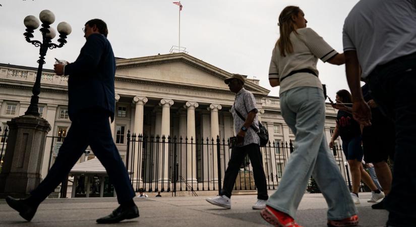 Magukra találtak az állampapír-piacok világszerte, de hogy miért, az sokkoló