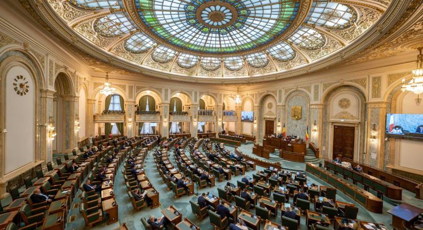 Büntetlenül éltetné a legionáriusokat és háborús bűnösöket a szélsőjobb