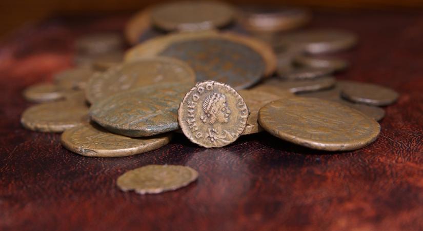 Miért nem sima a pénzérmék széle?