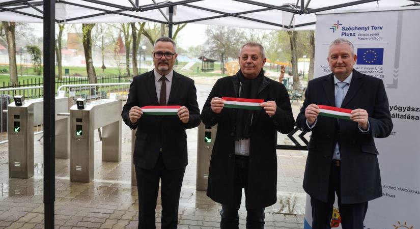 Lezárult a több százmilliós fejlesztés a cserkei fürdőben, a folytatásról is beszéltek
