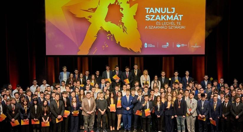 Taroltak a borsodi fiatalok - szakmai sztárok születtek Budapesten