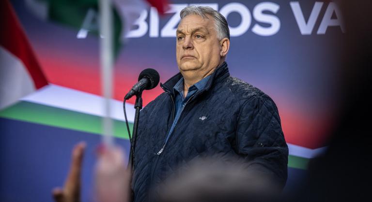 „Egészen riasztó” – közölte Orbán Viktor a dokumentumról, amit a volt tiszás a párt energiaellátási tervének tart