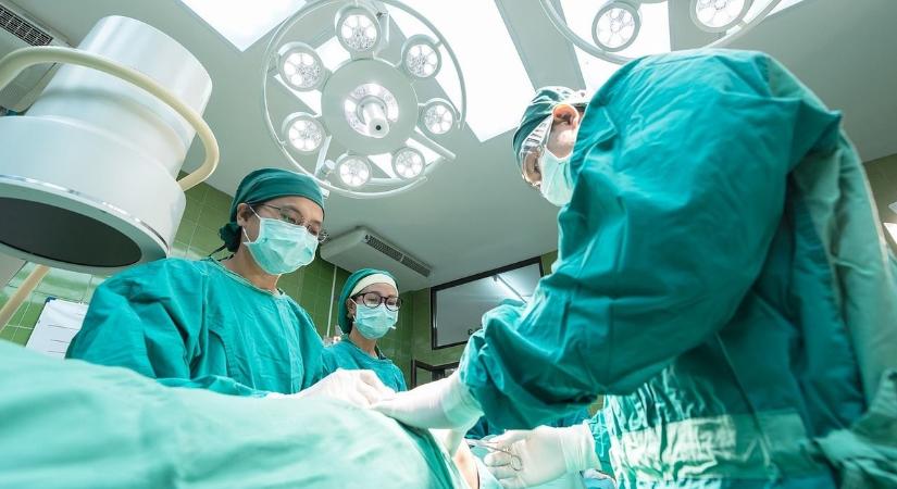 A világ másik feléről mentették meg egy menyasszony életét