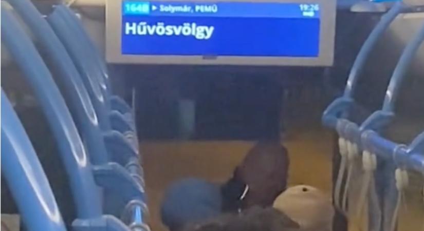 Prédikáció a buszon: Megdöbbentek az utasok a sofőr szavaitól