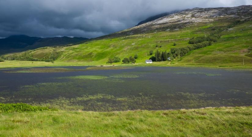 Félrecsúszott a Skót-felföld közlekedésének reklámja: váratlanul kínai utazás lett belőle