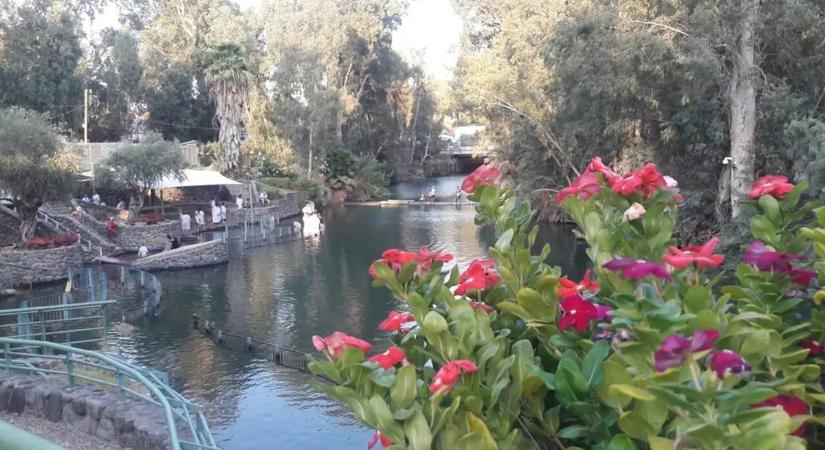 Csirpák József előadása a Munkácsy Mihály Magyar Házban - Lélekben a Szentföldön jártunk