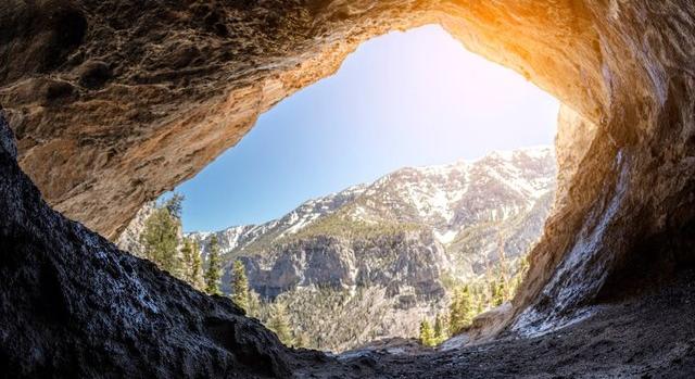 Hegyi barlangokban vészelték át a jégkorszakot az emberek