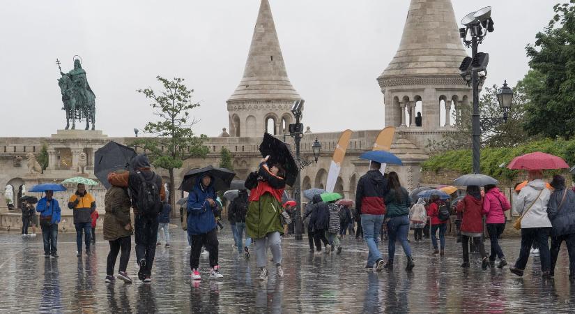 Kettészakad az ország, ebben a 6 vármegyében mindent eláztat az eső