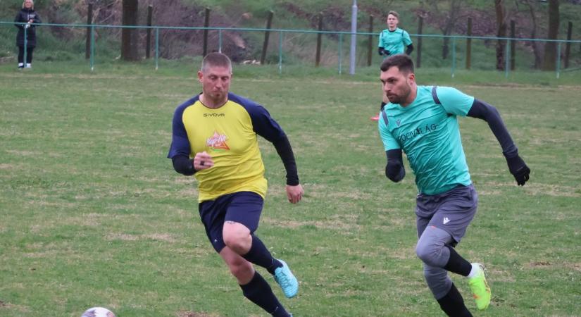 Glósz Gergely nagy meccse volt a tamási elleni bajnoki (galéria)