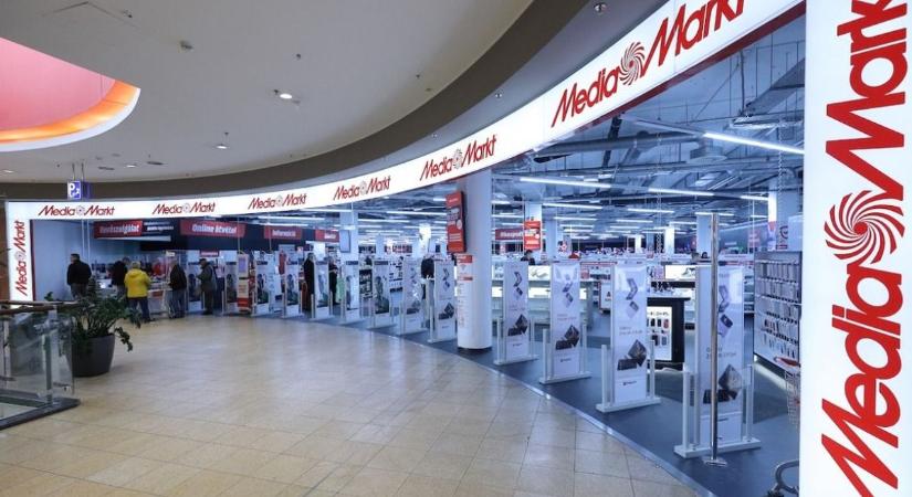 Kivonulhat Ausztriából a népszerű áruház