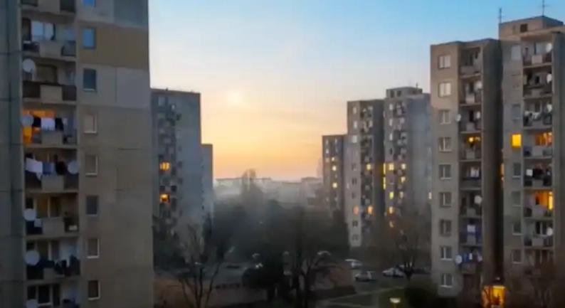 Panelhősök: Érkezik a modern Szomszédok az RTL felületére