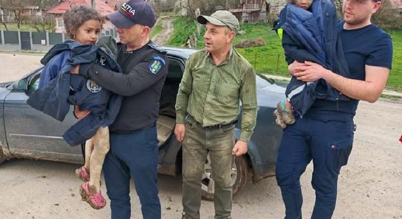 Megtalálták az eltűnt kislányokat – Egy erdész bukkant rájuk egy elhagyatott területen