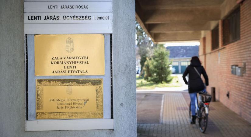 Milyen anya az ilyen? Kisgyermekére hivatkozva kért kölcsön, azt állítva, hogy éhezik – a pénzt soha nem adta meg