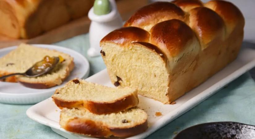 Ha így készíted, tökéletes lesz a húsvéti fonott kalács