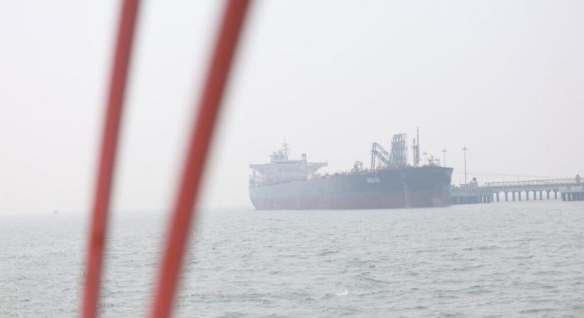 Az USA nem engedi, hogy Irán áthaladási díjat szedjen a Hormuzi-szorosban