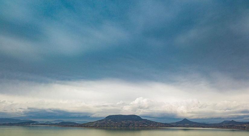 Esős, szeles idő: fokozatosan gyengül a csapadék