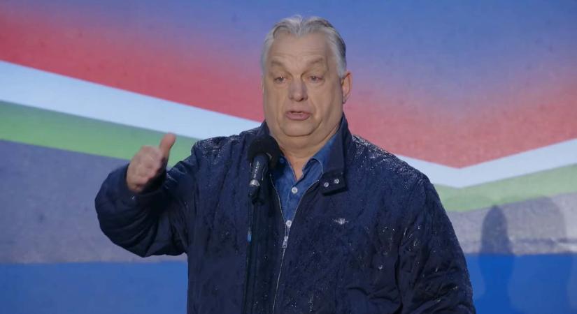 Orbán Viktor: Esőben is maradunk végig!