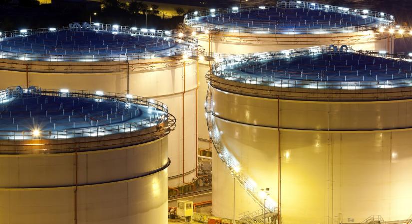 Drasztikus pénzügyi lépésre kényszerült Oroszország: felfüggesztette korábbi terveit