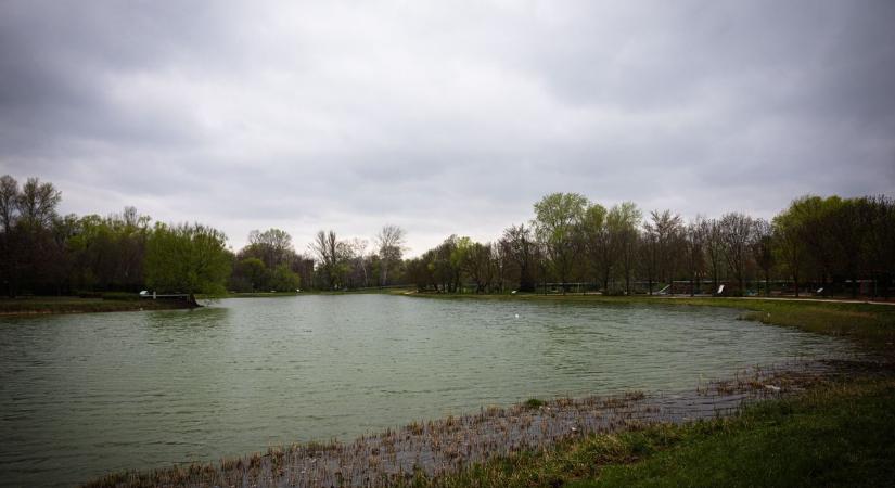 Eső és erős szél kéz a kézben – kedden sem érkezik meg az igazi tavasz